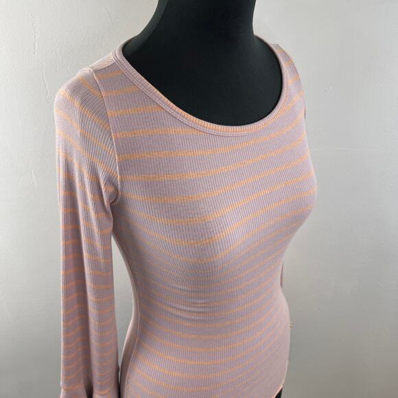 We The Free People Pink Orange Top Striped Ruffle Bell Sleeve Size X-Small XS - Picture 7 of 9